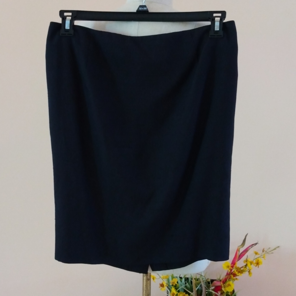 Tomaso Skirt.